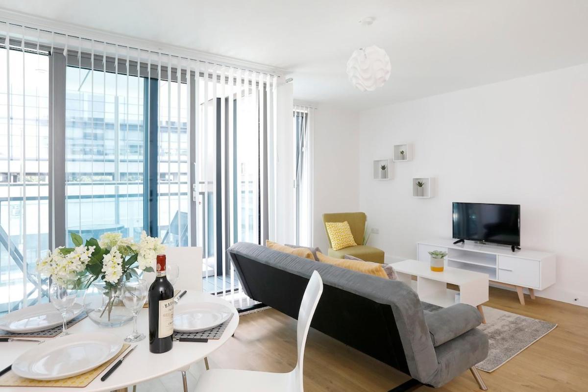 Redhill Queensgate - Modern 1 Bedroom Apartment Exteriér fotografie