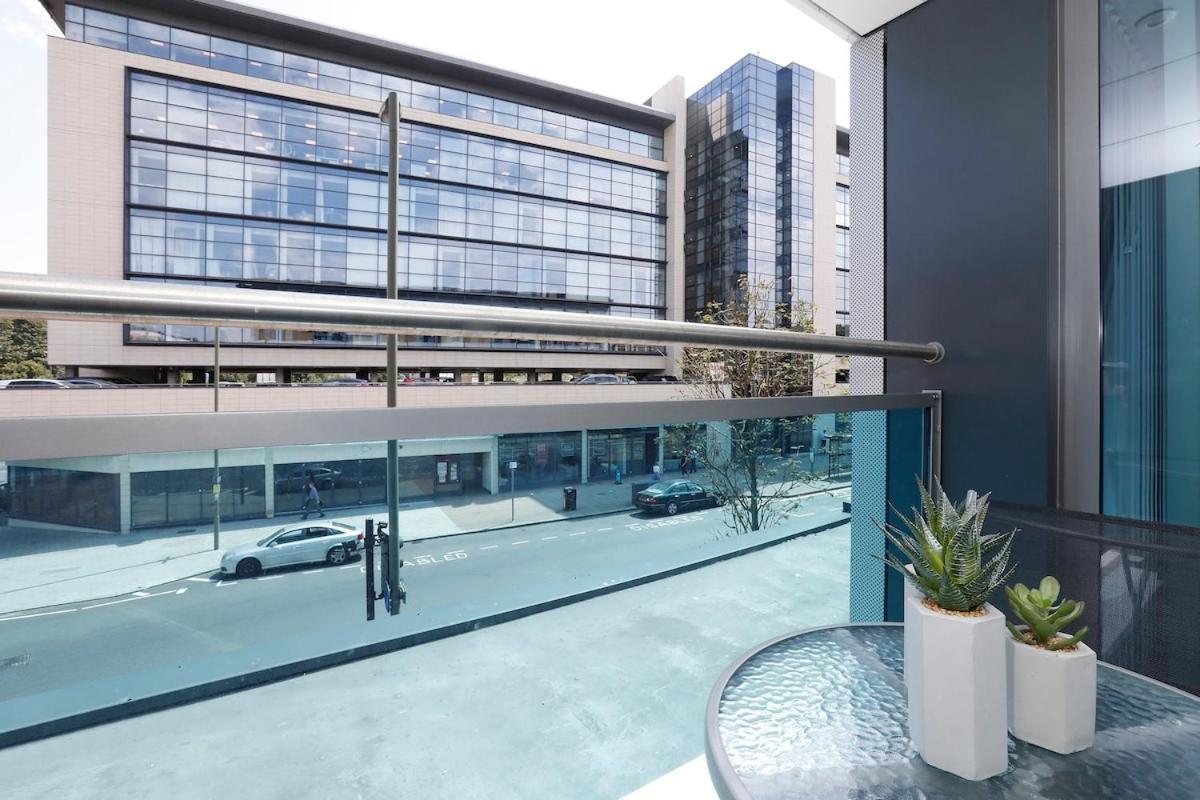 Redhill Queensgate - Modern 1 Bedroom Apartment Exteriér fotografie
